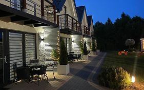 Niebianskie Zacisze-Domki Z Sauna I Basenem
